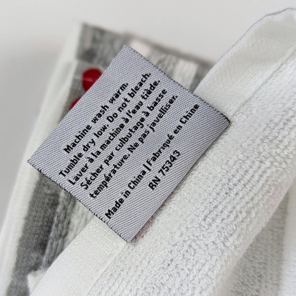 Kitchen Towel Set Of Four (4) Hearts & Stripes  On White (2) Solid Grey NWT - Picture 8 of 10
